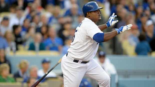 juan-uribe.jpg